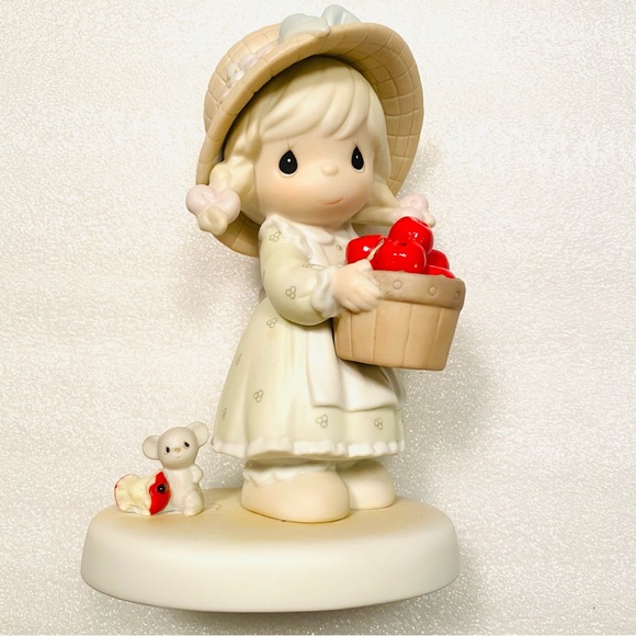 Precious Moments. “Happiness To The Core” Shares Apples With Puppy 1996 Vintage - Picture 8 of 12